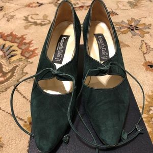 Kenneth Cole green suede pumps with leather ties.
